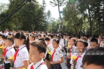 南宁市民主路小学参加纪念烈士公祭活动 - 广西新闻网