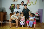 【福利院的故事】模拟家庭:不一样的家 一样的爱 - 广西新闻网