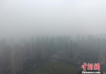 1月5日,重庆主城上空一片灰蒙蒙。 - 检察