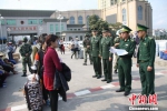 广西东兴警方协助河北警方遣返3名被拐越南妇女出境 - 广西新闻