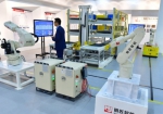 这是上海明匠智能系统有限公司展示的工业机器人(4月20日摄)。新华社记者 黄孝邦 摄 - 广西新闻