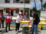 中国红十字基金会慰问组赴融水县发放救灾物资（图） - 红十字会