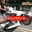 少年骑摩托车炫技 上传视频称“挑战交警”被查 - 广西新闻网