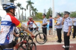 骑手、骑行爱好者还有警察蜀黍……环广西公路自行车世界巡回赛预热赛（南宁站）的最美风景线 - 公安局