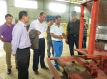 农业部甘蔗机械化专家组到扶绥县开展甘蔗生产全程机械化工作调研 - 农业机械化信息