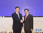 习近平会见老挝总理通伦 - 广西新闻网