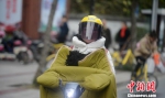 冷空气造访江苏气温骤降民众出行“穿衣盖被” - 广西新闻网