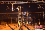 黎湛铁路电气化改造施工现场。　潘康 摄 - 广西新闻