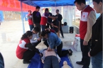 隆安县红十字志愿服务进工地（图） - 红十字会