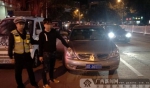 男子无证驾驶被查 逃跑遇交警长跑高手被抓 - 广西新闻网