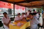 人道，为了你的微笑”——法治大篷车•广西红十字志愿服务走进社区（图） - 红十字会