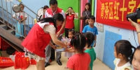 关爱留守儿童，共享爱的阳光---青秀区红十字在行动（图） - 红十字会