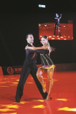2018首届广西国际标准舞世界公开赛举行 邕城舞出国际风采 - 文化厅