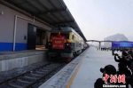 X9102次货运班列发车。　蒋雪林 摄 - 广西新闻
