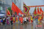 京族民众庆祝传统节日“哈节”。李敏军 摄 - 广西新闻