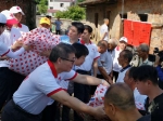 当好人道领域助手 扎实开展洪灾救援救助工作——中国红十字会、广西红十字会紧急驰援广西洪涝受灾地区 - 红十字会